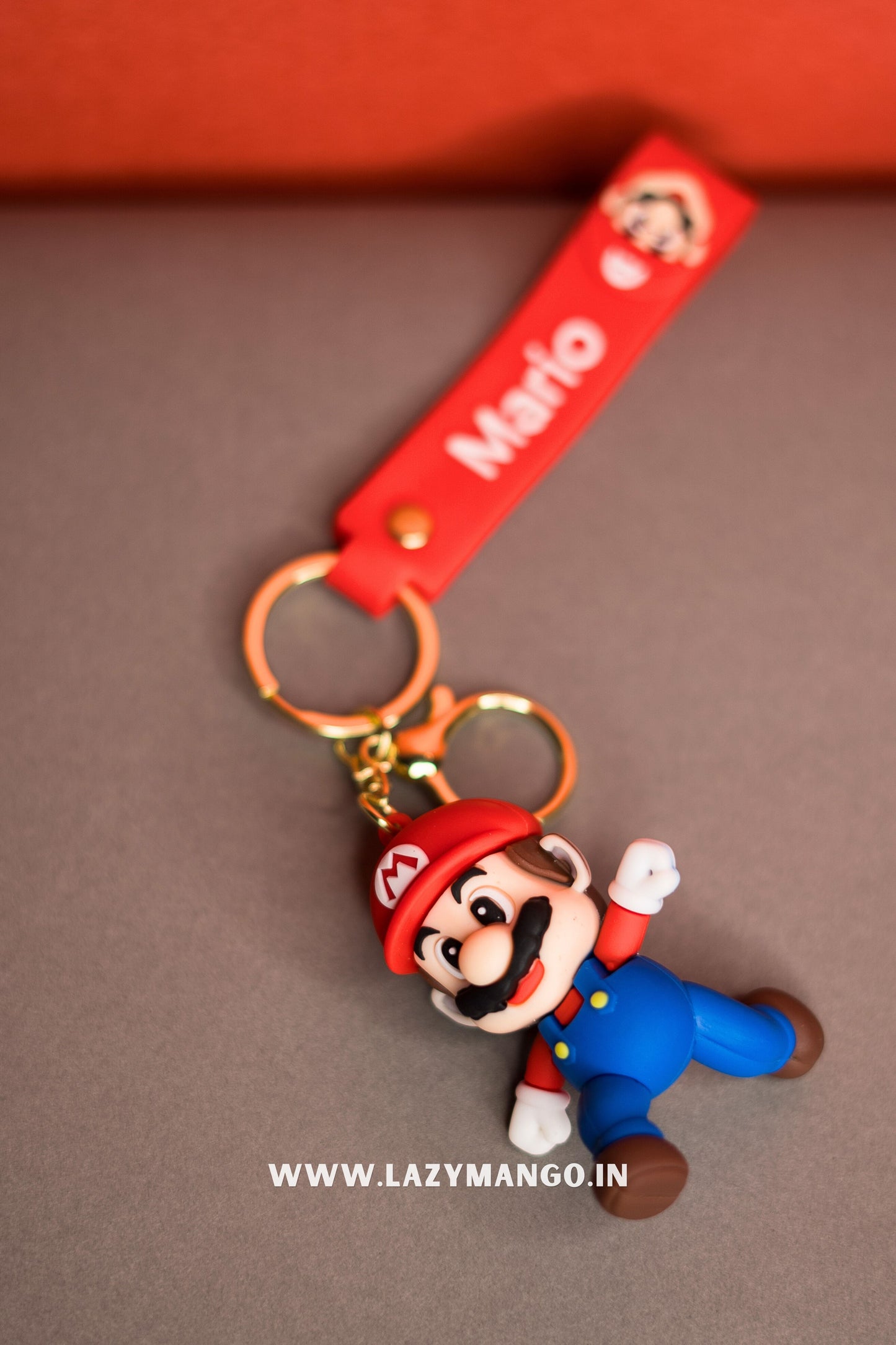 Super Mario Keychain